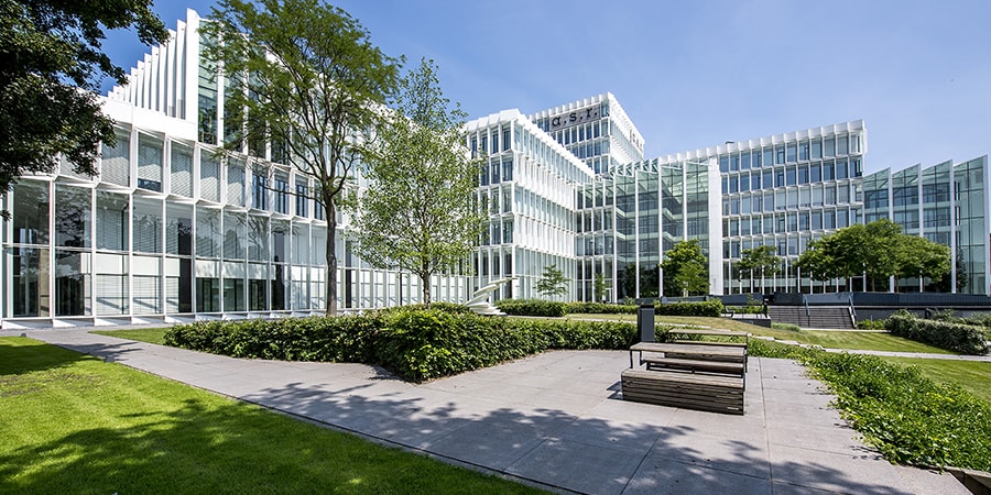 a.s.r. gebouw - tuinkant